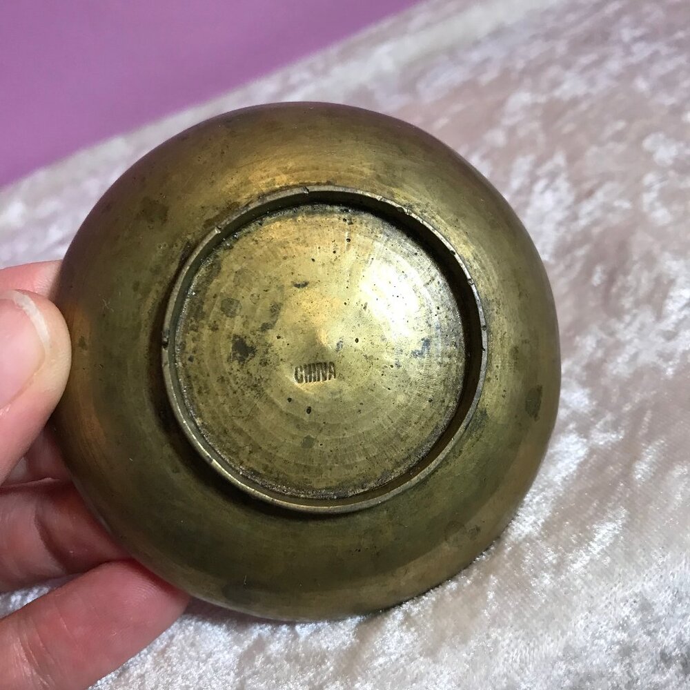 Vintage Mini Brass Made in China Incense Offering Bowl GUC Retro Home Decoration - Picture 5 of 6
